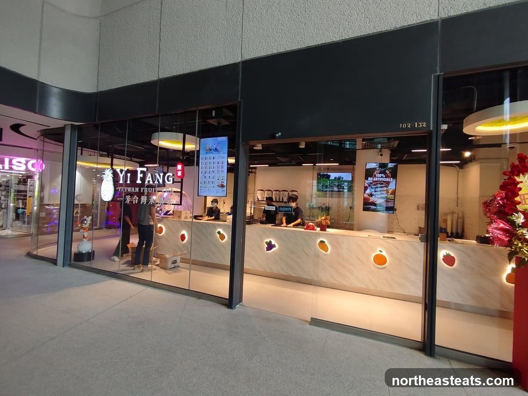 Yi Fang Taiwan Fruit Tea - Punggol Coast Mall)