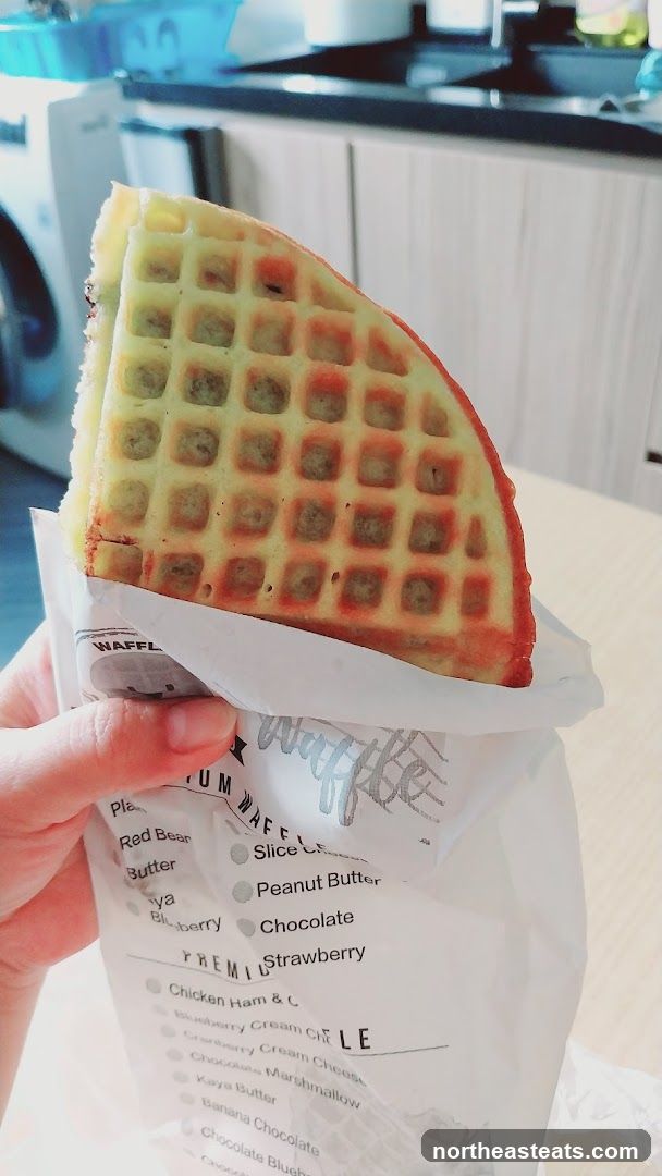 Waffle with Toppings