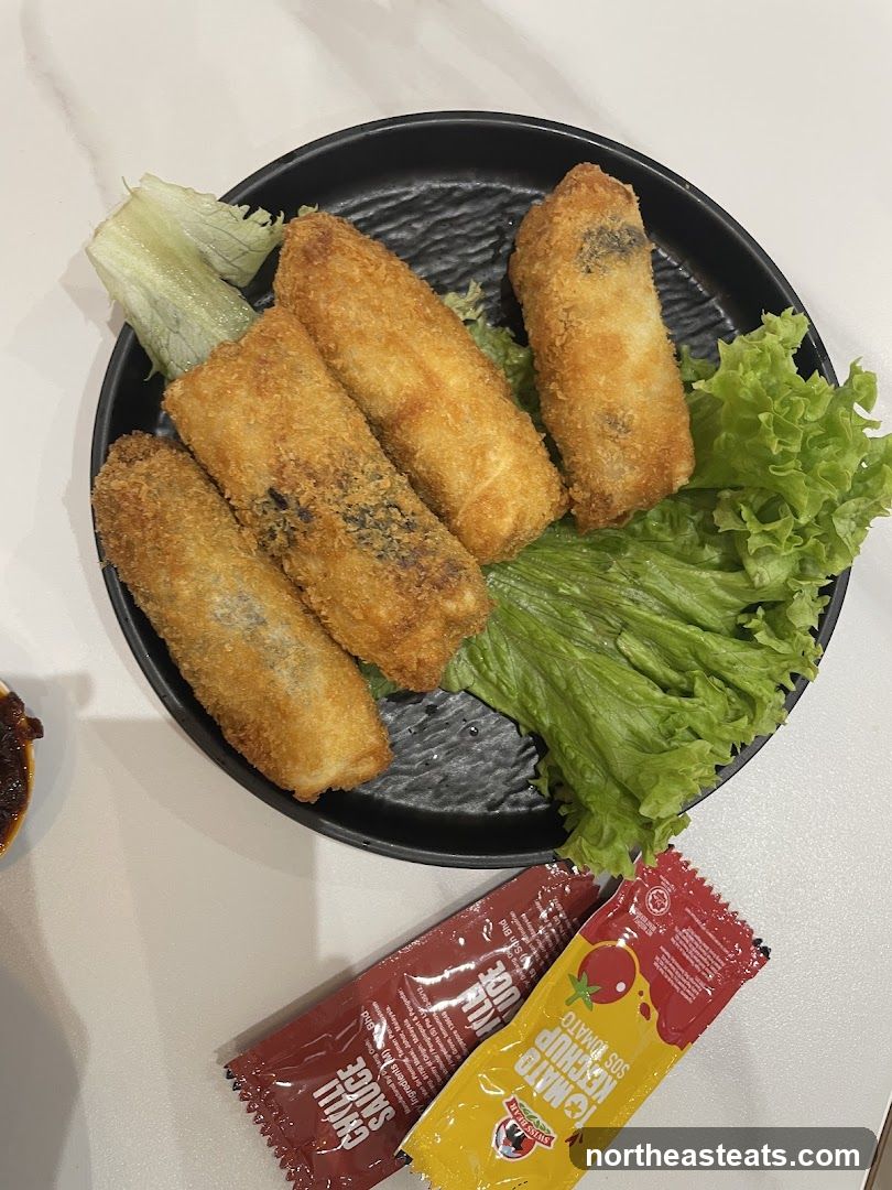 Spring Rolls with Condiments
