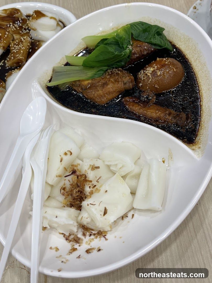 Braised Chicken Wings and Eggs with Rice Noodles