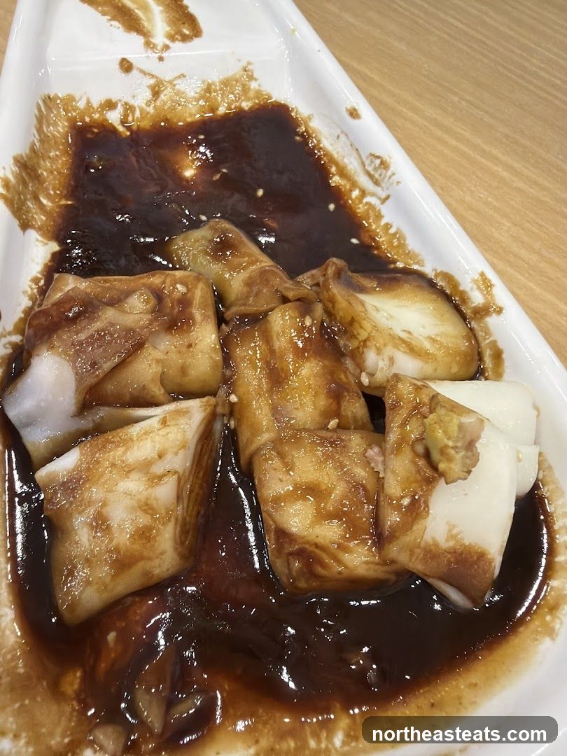 Cheung Fun with Sauce