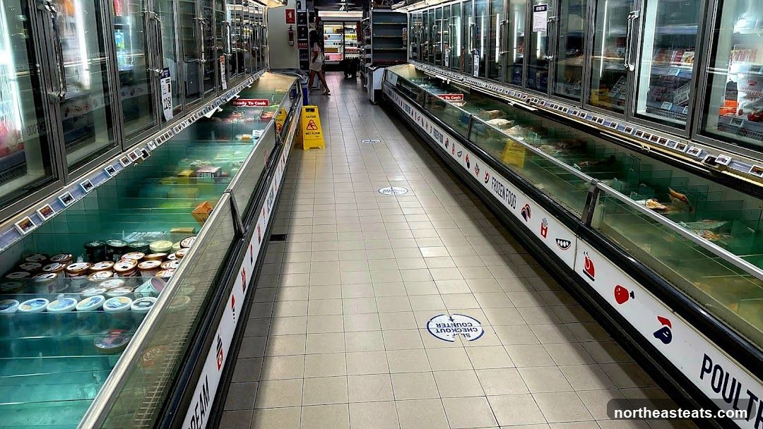 Supermarket Frozen Food Aisle