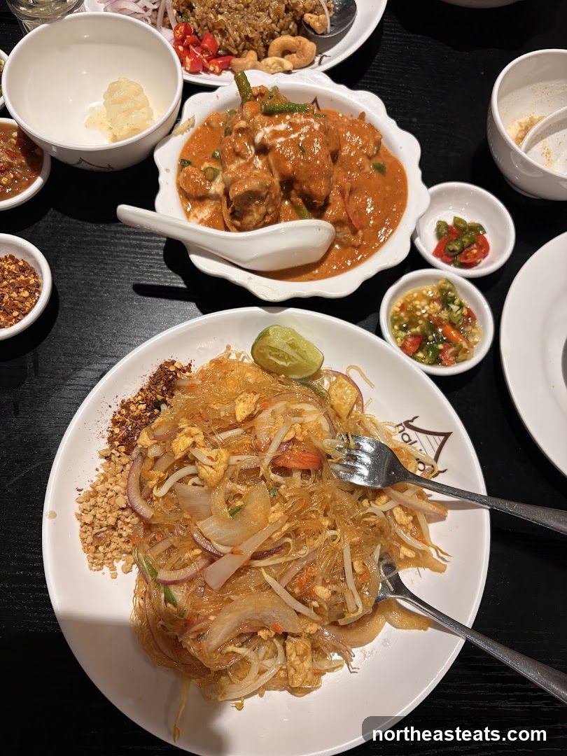 Nakhon Kitchen - Compass One