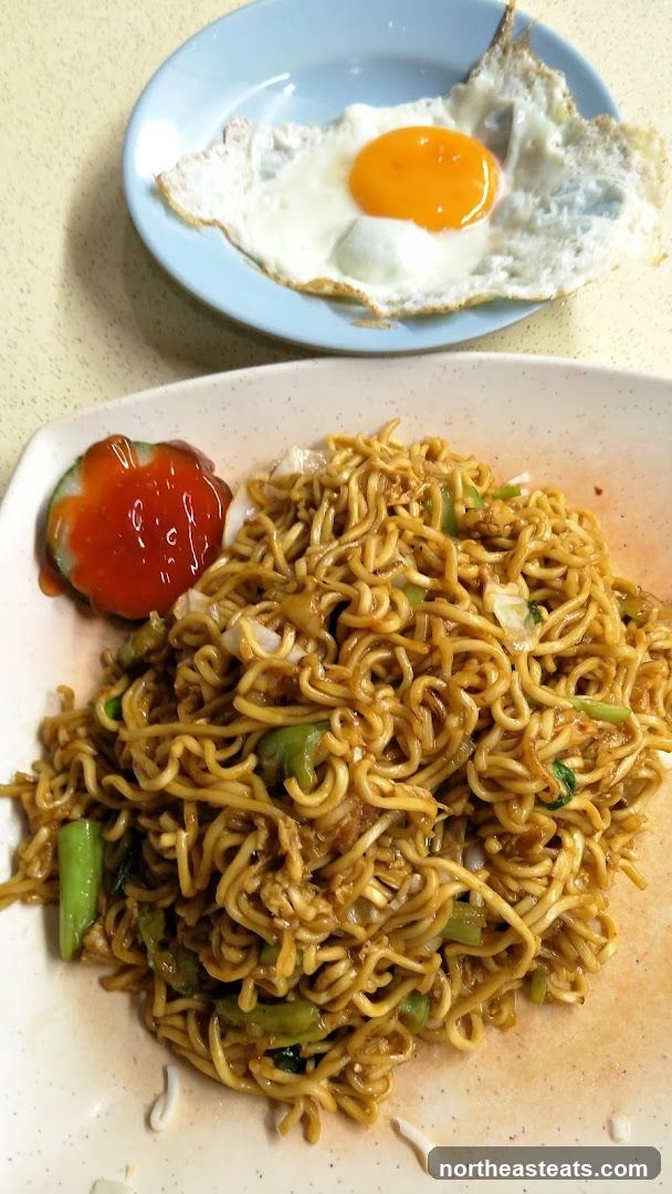 Noodles and Fried Egg