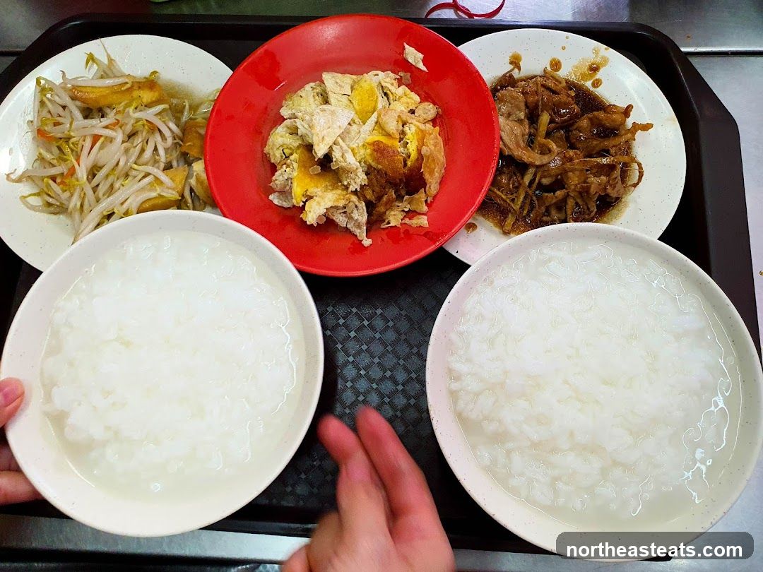 Congee with side dishes