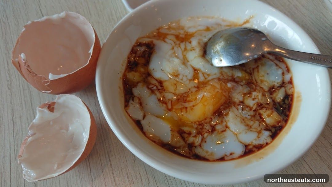 Soft-boiled eggs with soy sauce