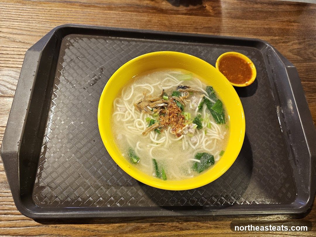Noodle Soup with Chili Sauce