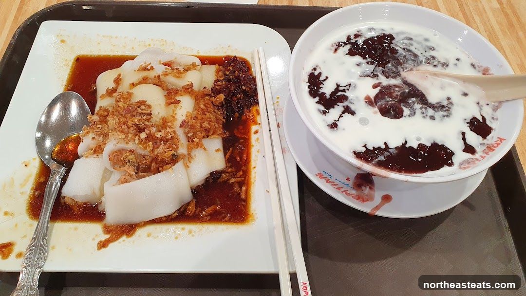 Chee Cheong Fun and Red Bean Soup