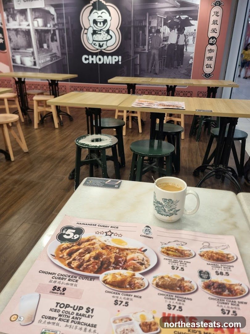 Chomp! Restaurant Interior
