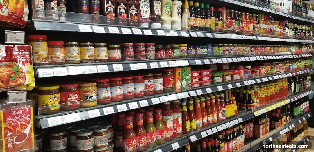 Condiments and Sauces Aisle