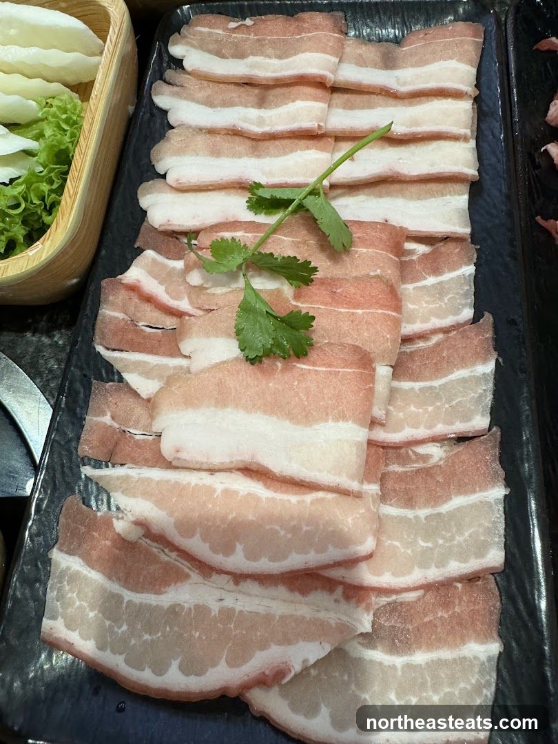 小银帽酸汤XIAO YIN MAO HOT POT