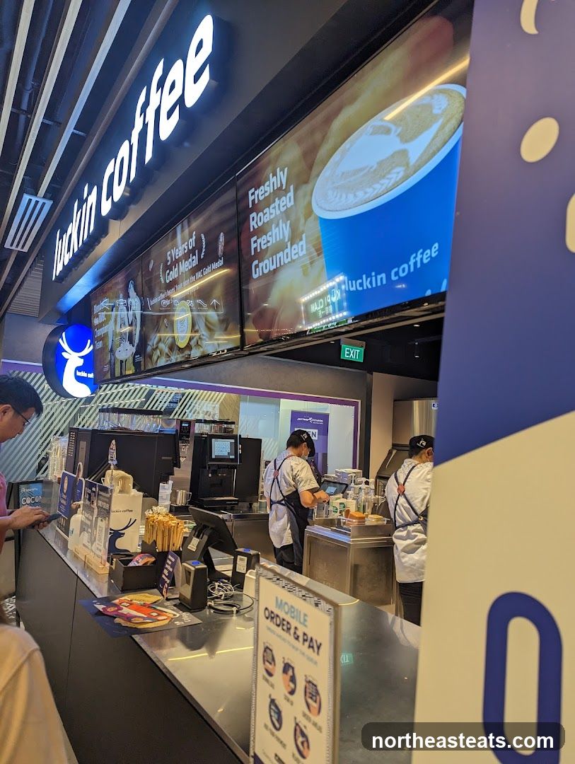 Luckin Coffee Counter