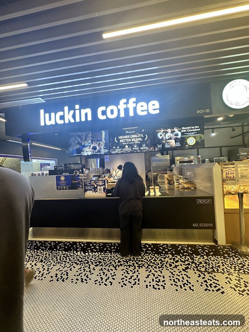 Luckin Coffee Counter