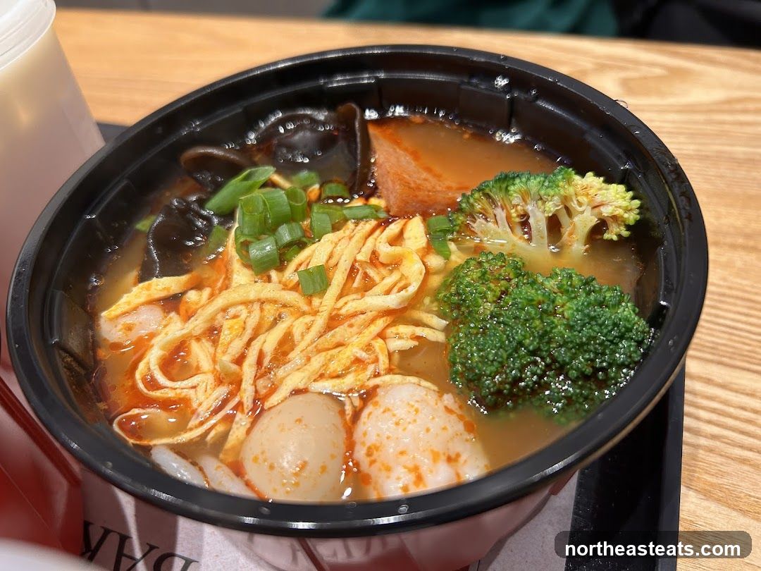 Noodle Soup with Broccoli and Fish Balls