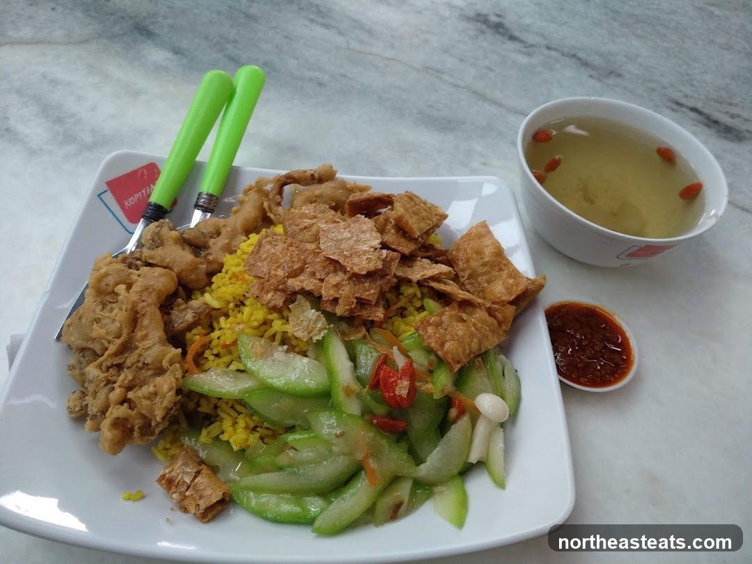 Fried Mushrooms and Vegetables with Rice