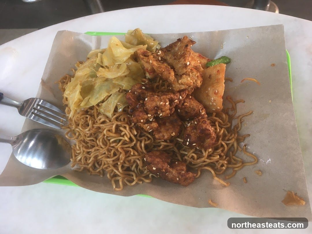 Noodles with Fried Chicken and Cabbage