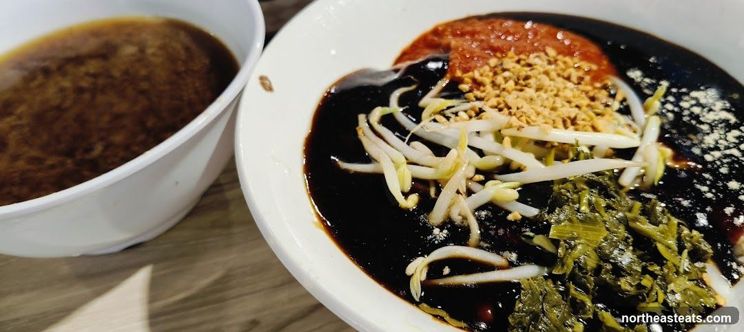 Noodles with Sauce and Side Dish