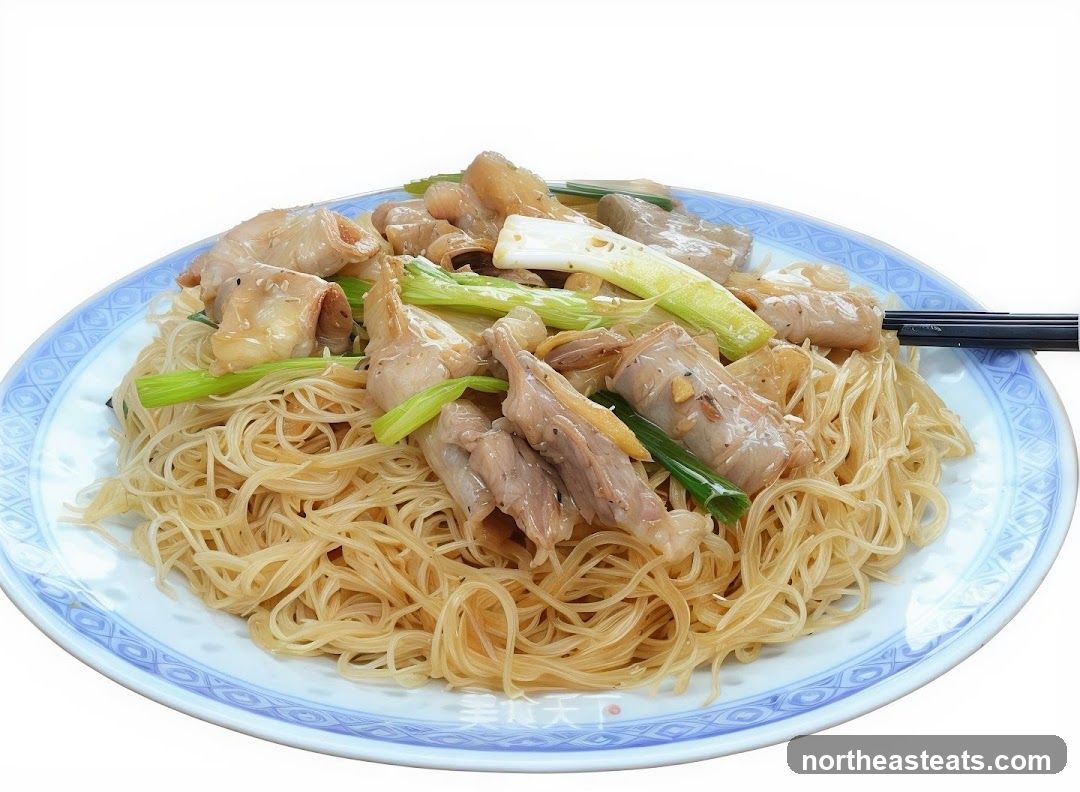 Noodles with Meat and Scallions