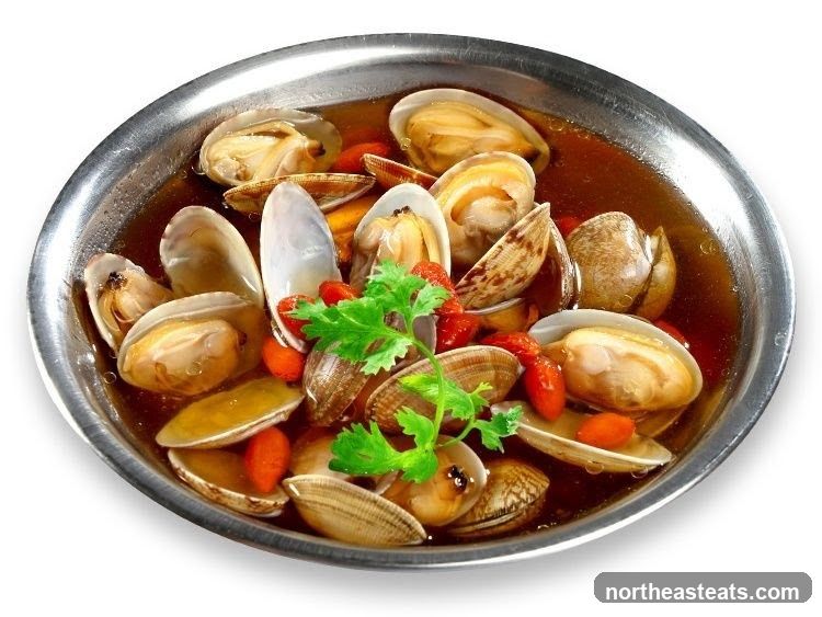 Clams in Broth