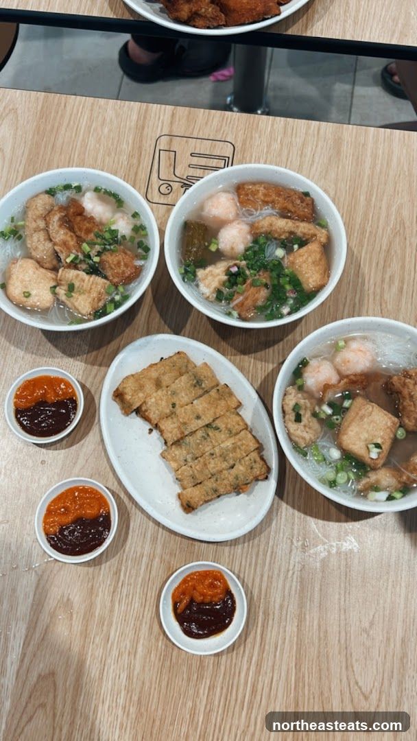 Noodle Soup and Fried Fish Cake