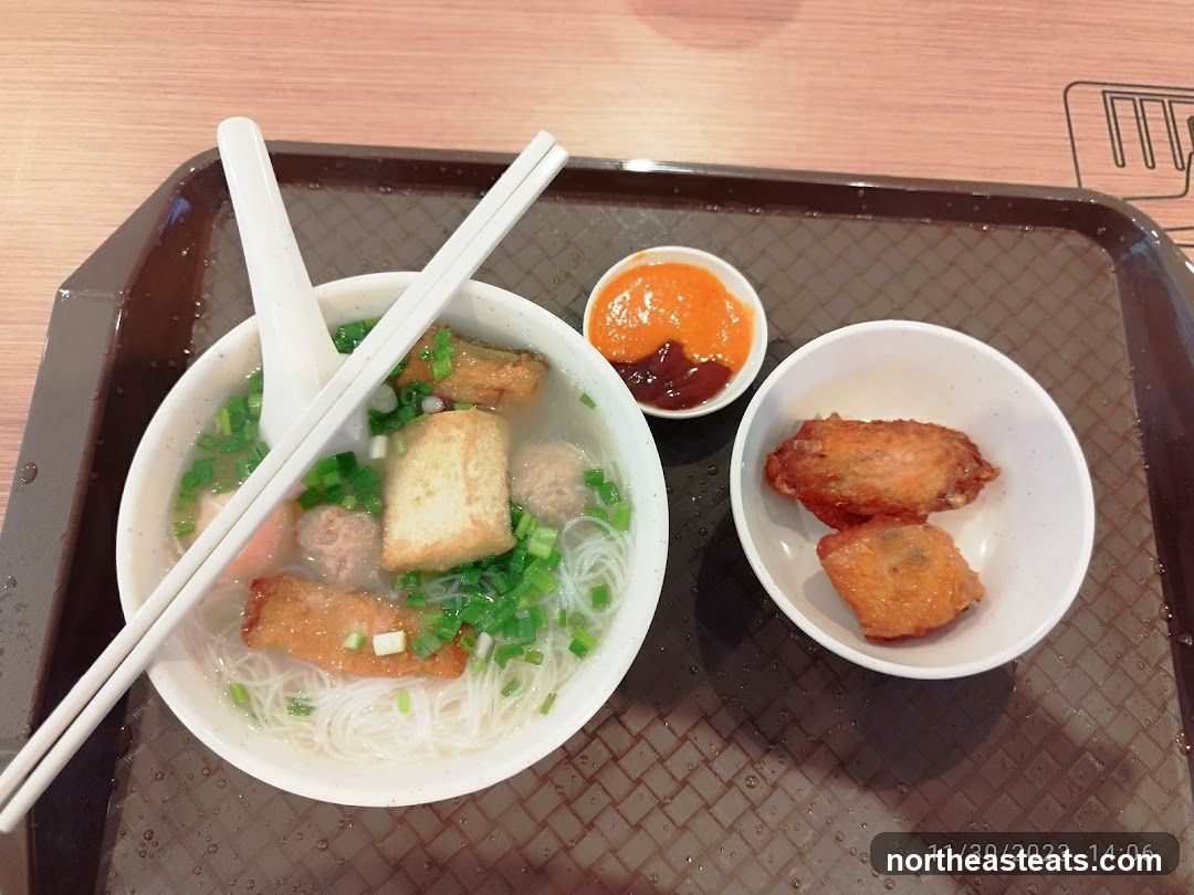 Noodle Soup with Fried Chicken Wings