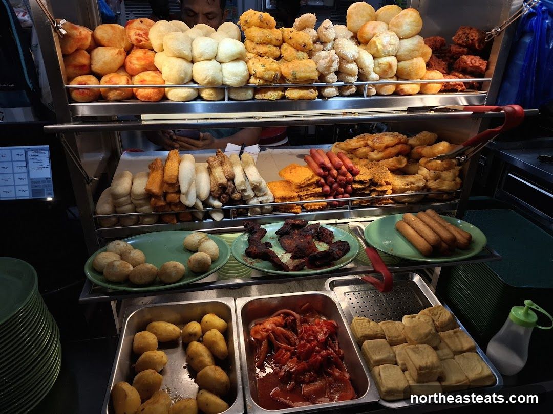 Fried Snacks and Cooked Food Display