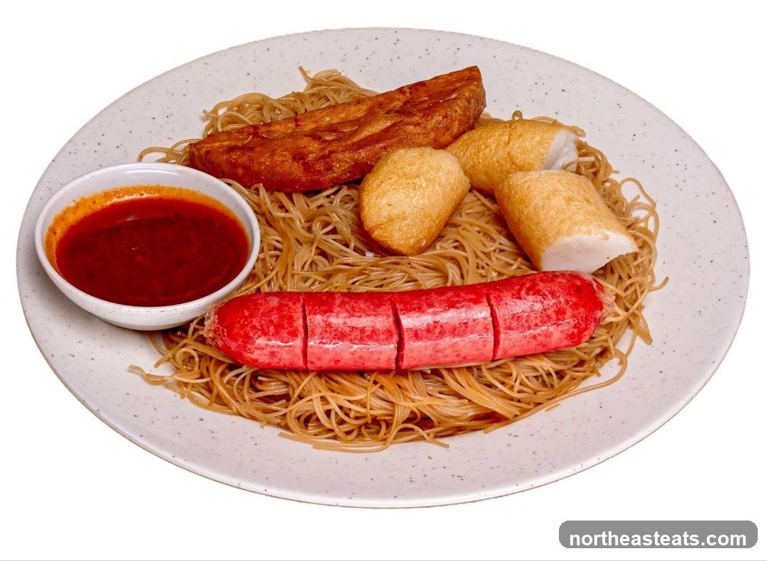 Noodles with Sausage and Fish Cakes