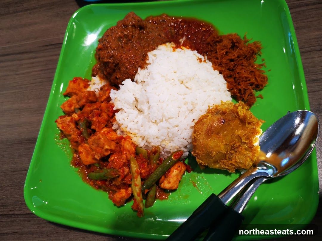 Rice plate with various dishes