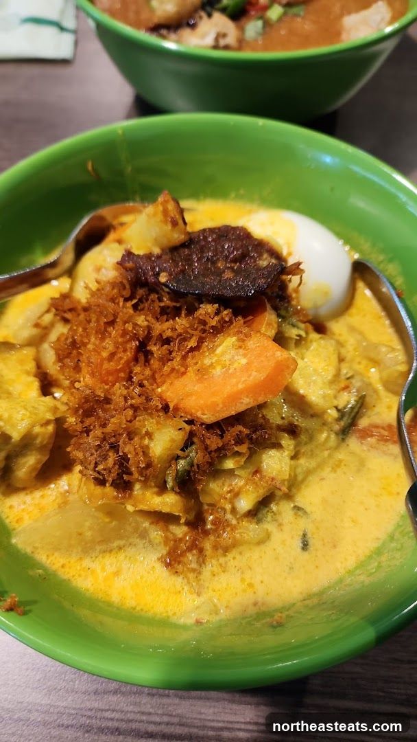 Lontong Dish