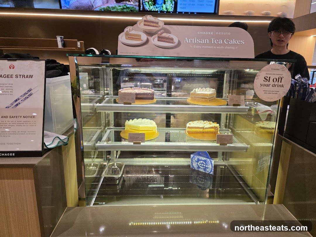Chagee Artisan Tea Cakes Display