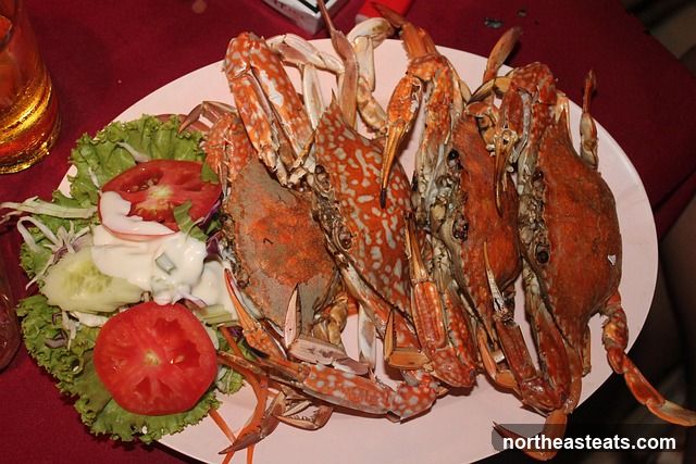Steamed Crabs with Salad