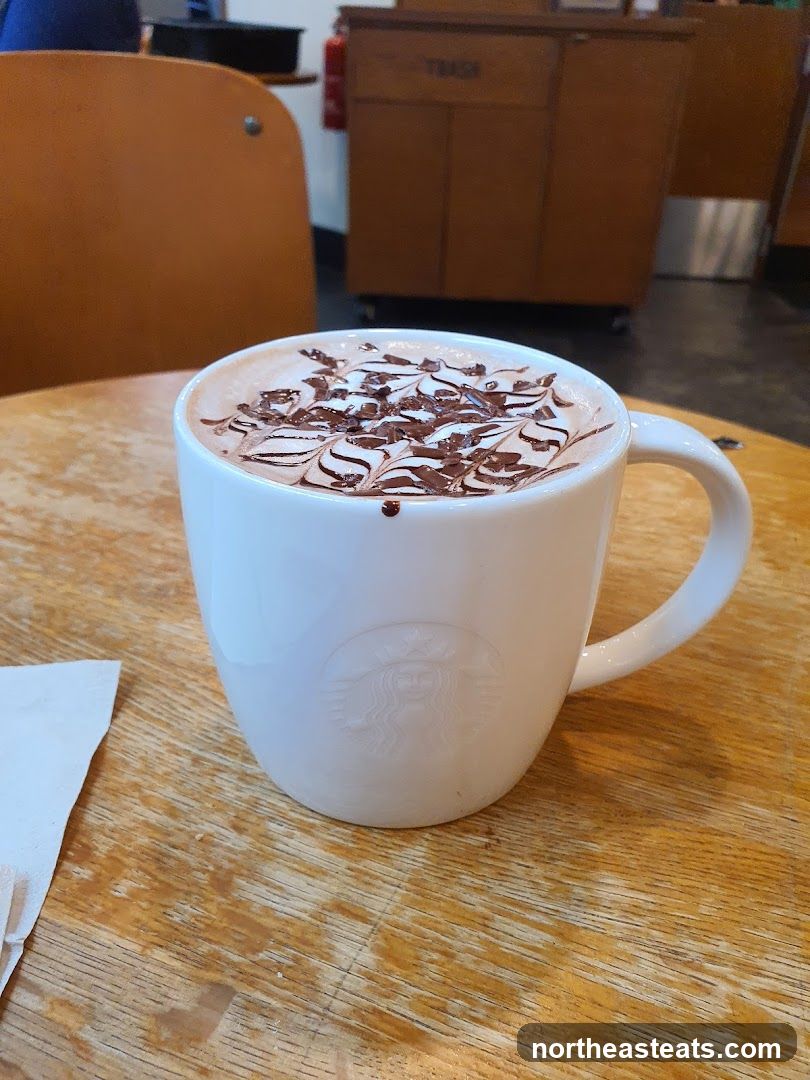 Hot Chocolate with Chocolate Drizzle