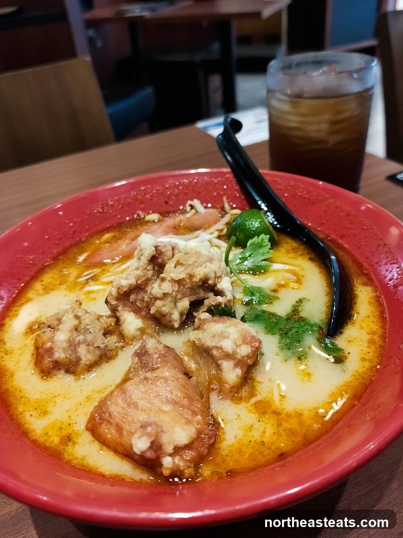 Noodle Soup with Fried Chicken and Drink