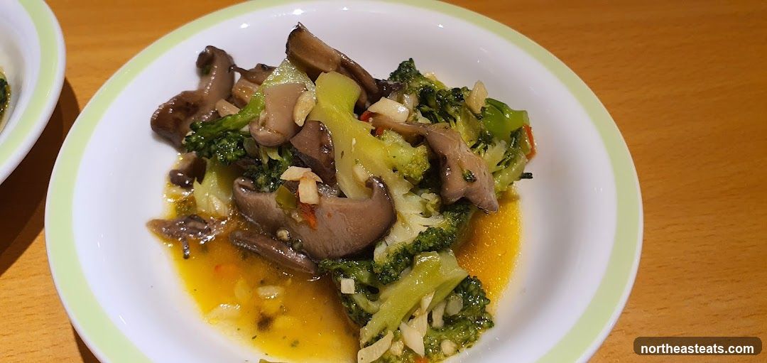 Broccoli and Mushroom Stir-fry