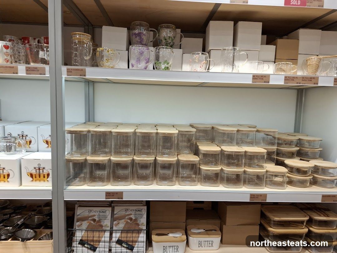 Kitchenware Display