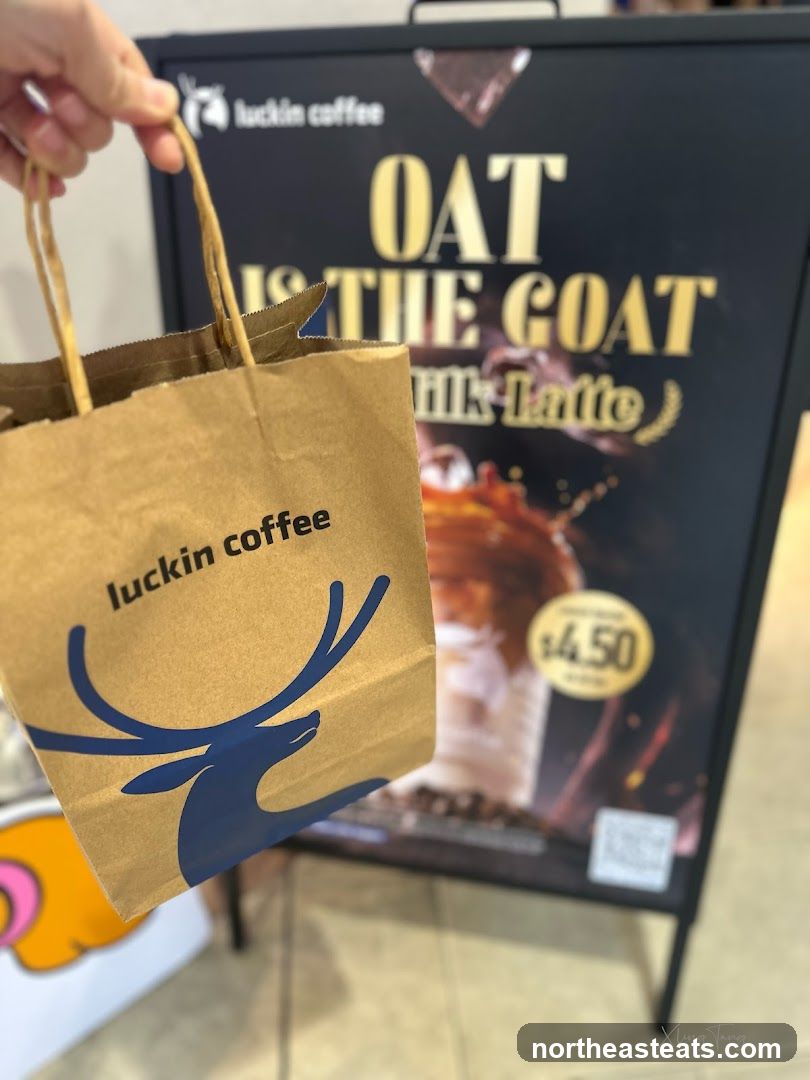 Luckin Coffee Advertisement