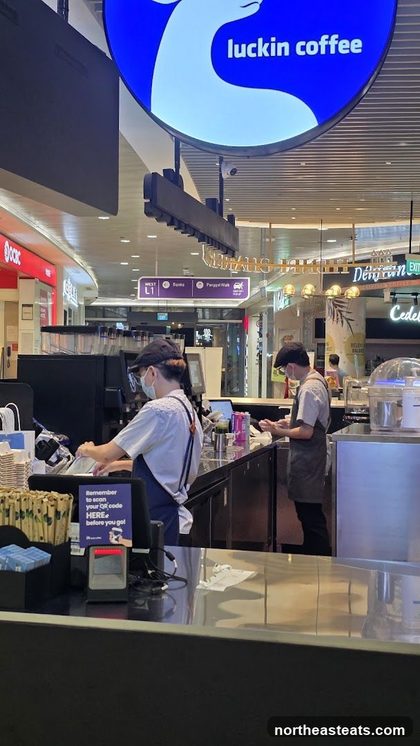 Luckin Coffee Counter