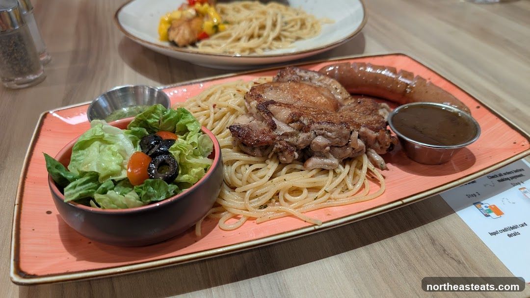 Spaghetti with Chicken and Sausage