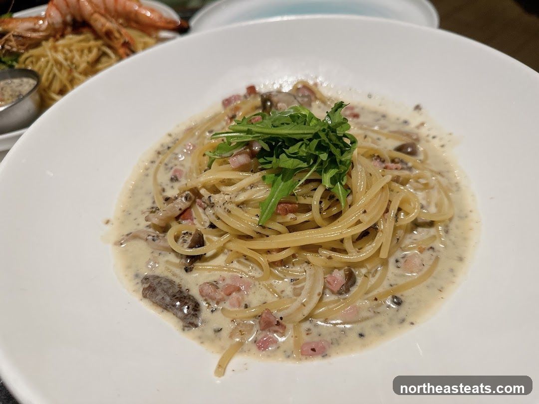 Creamy Pasta with Bacon and Mushrooms