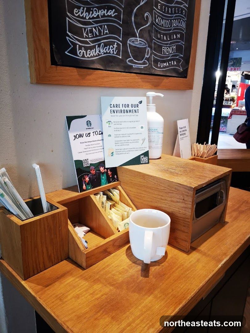 Coffee shop condiment station