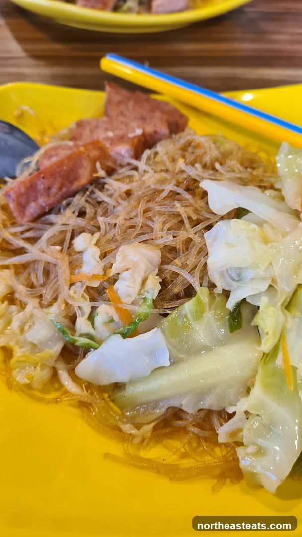 Noodles with Cabbage and Meat