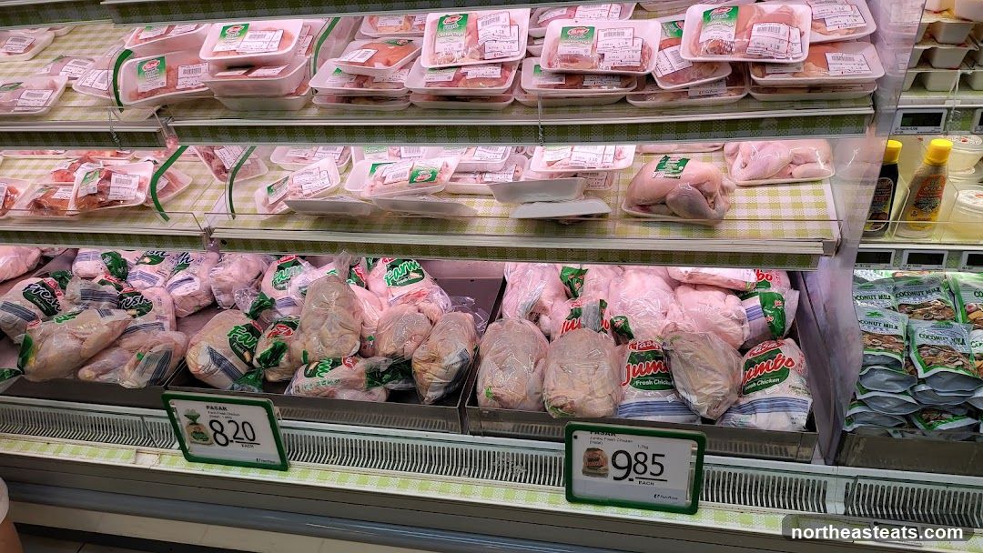 Fresh Chicken Display