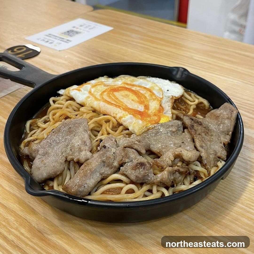 Noodles with Pork and Fried Egg