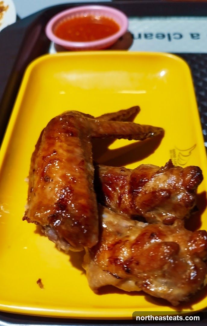 Chicken Wings with Dipping Sauce