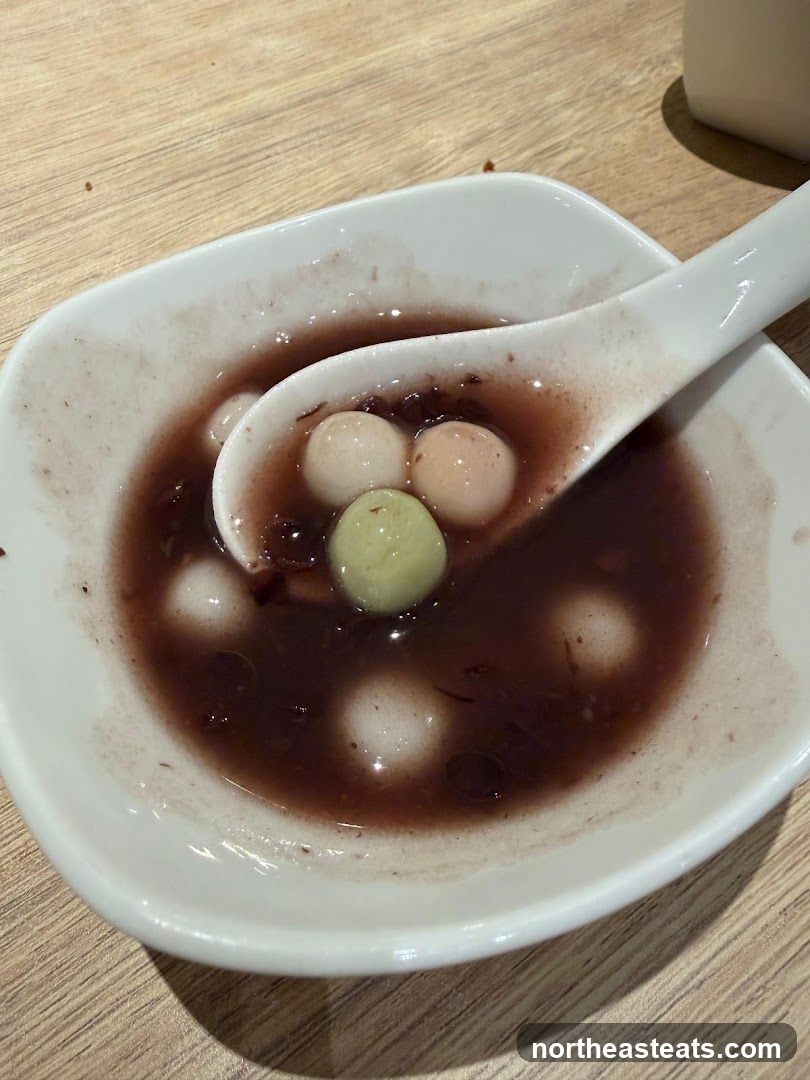 Red Bean Soup with Mochi Balls