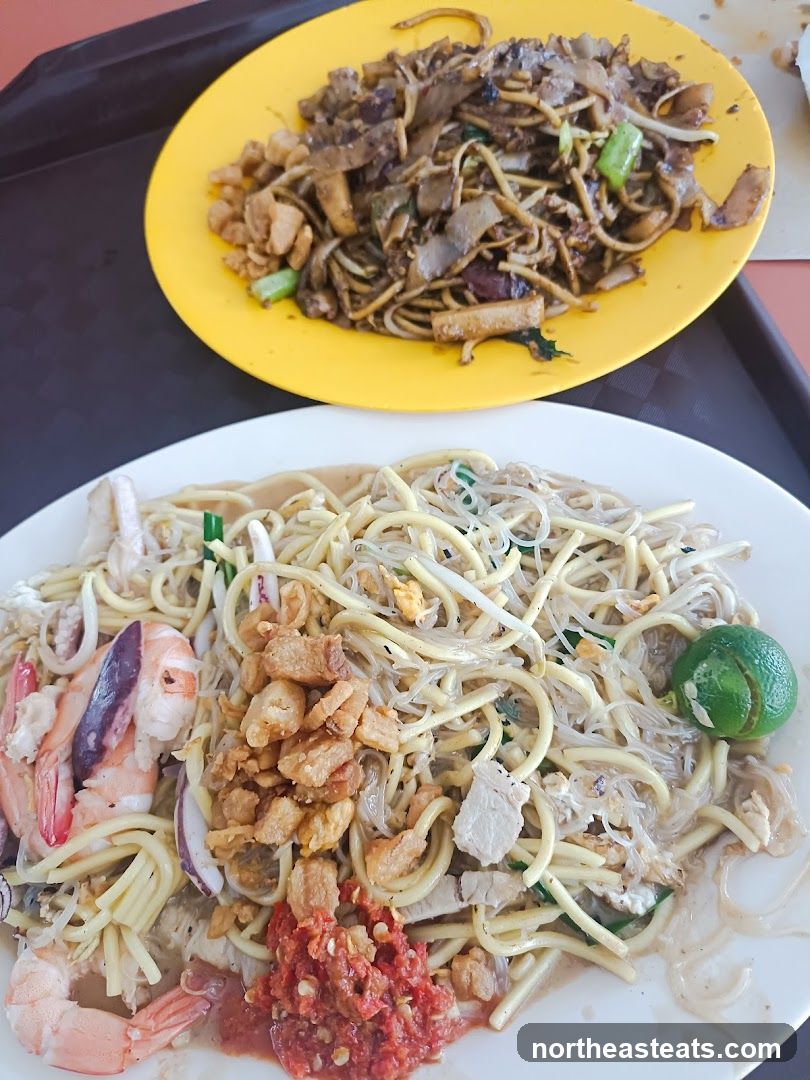 Noodles with Seafood and Chili