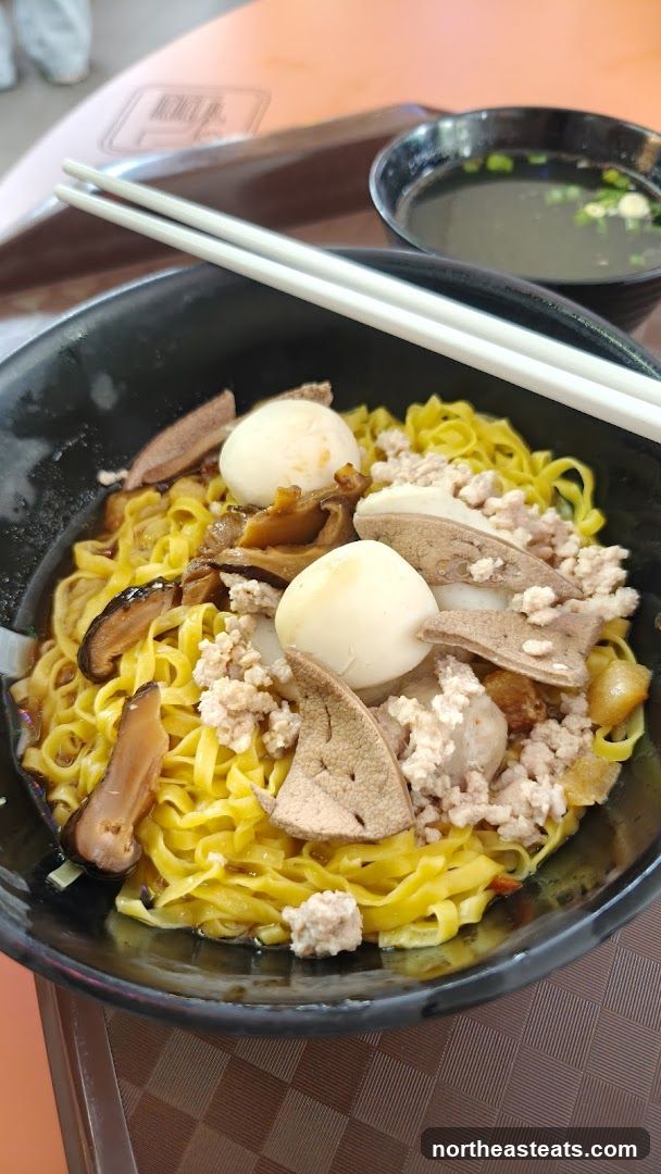 Noodles with Toppings