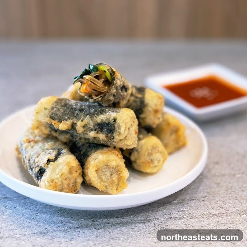 Fried Seaweed Rolls with Dipping Sauce