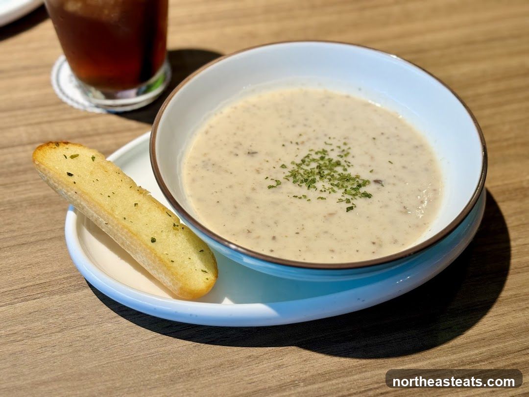 Mushroom Soup with Garlic Bread