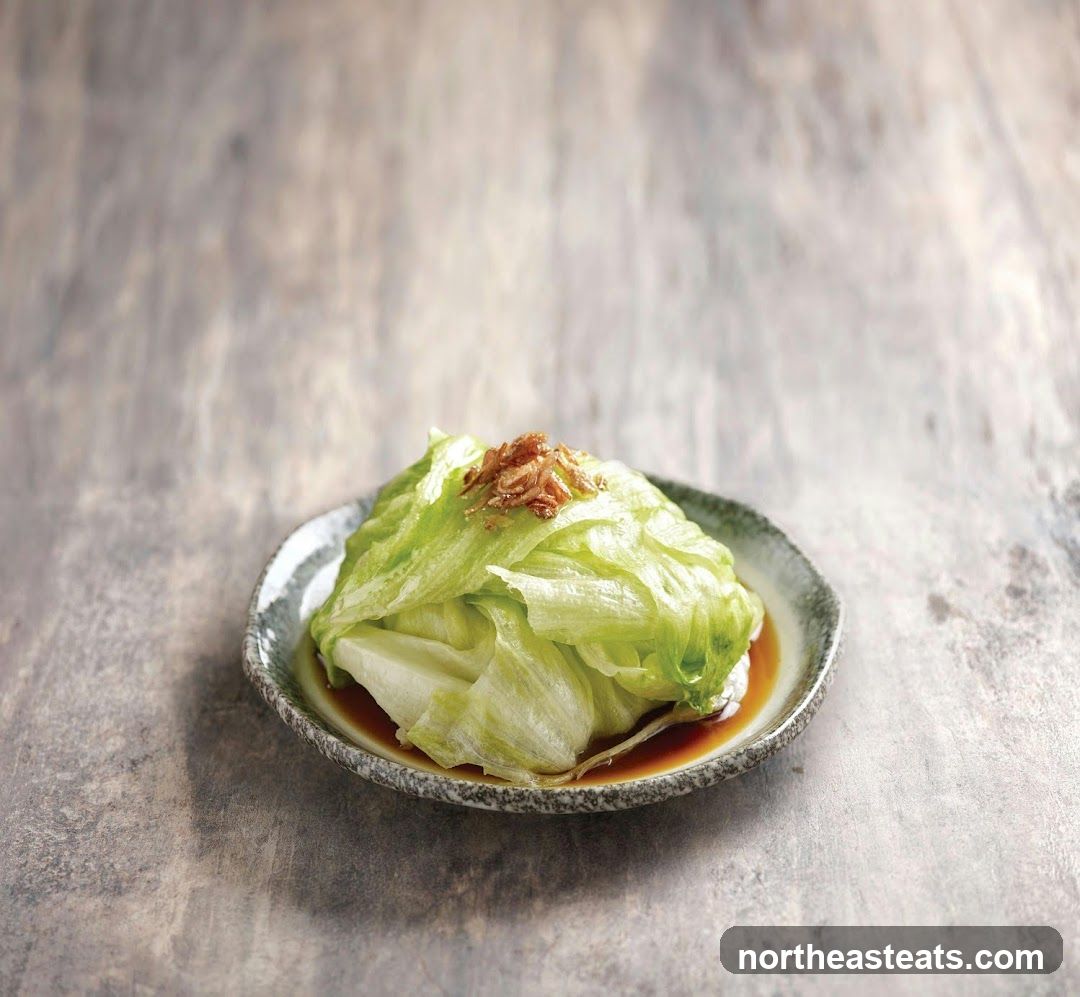 Steamed Lettuce with Fried Shallots